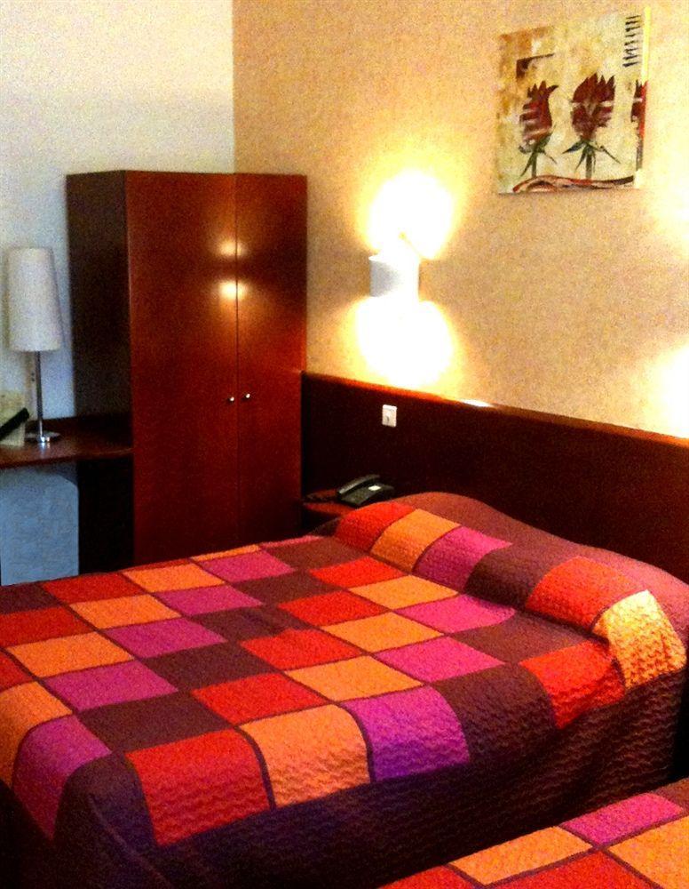Logis Hotel Restaurant Des Thermes Lamalou-les-Bains Buitenkant foto