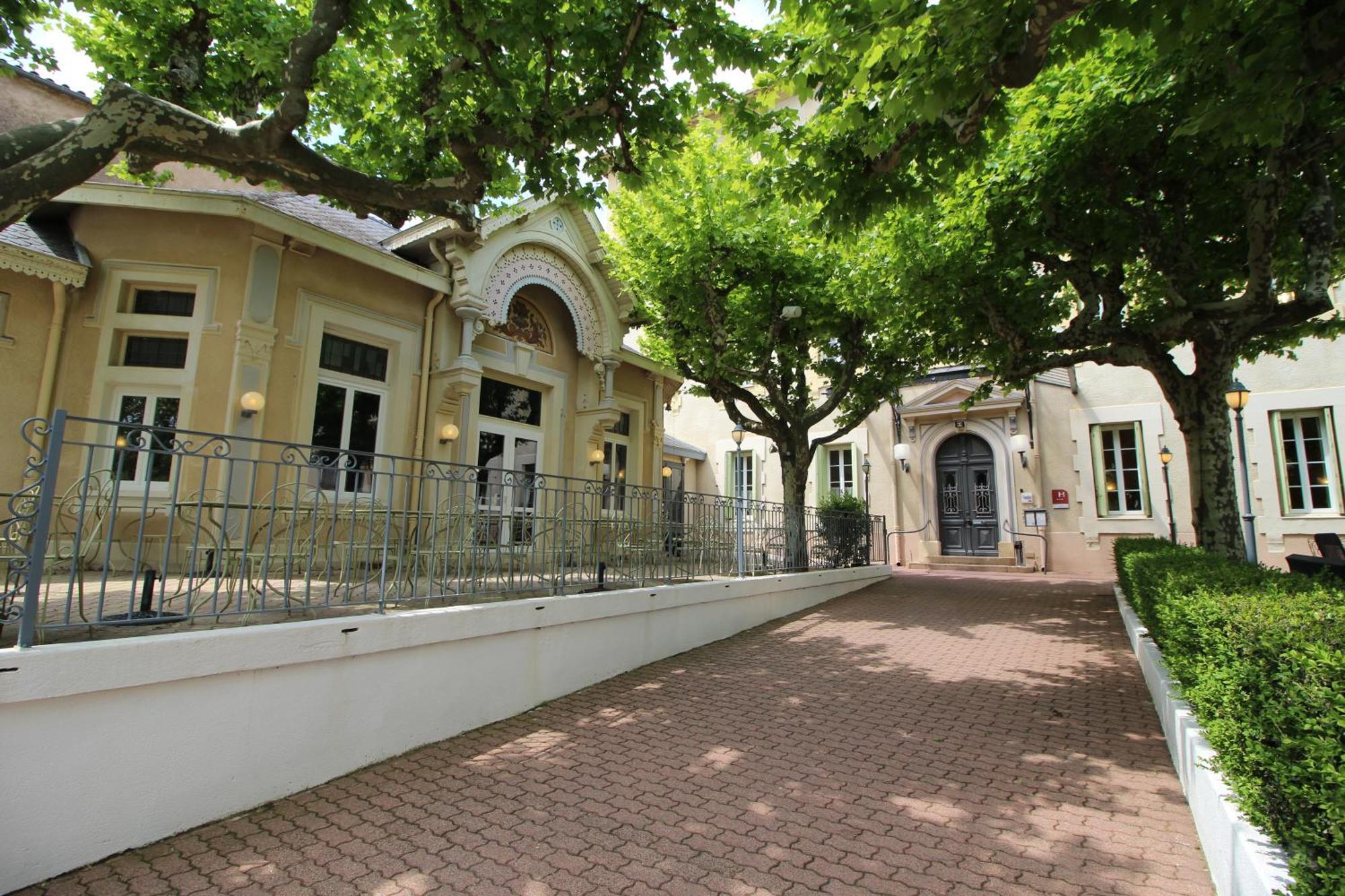 Logis Hotel Restaurant Des Thermes Lamalou-les-Bains Buitenkant foto