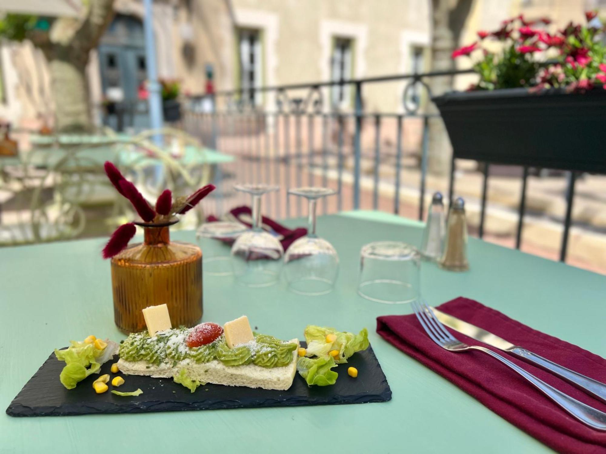 Logis Hotel Restaurant Des Thermes Lamalou-les-Bains Buitenkant foto
