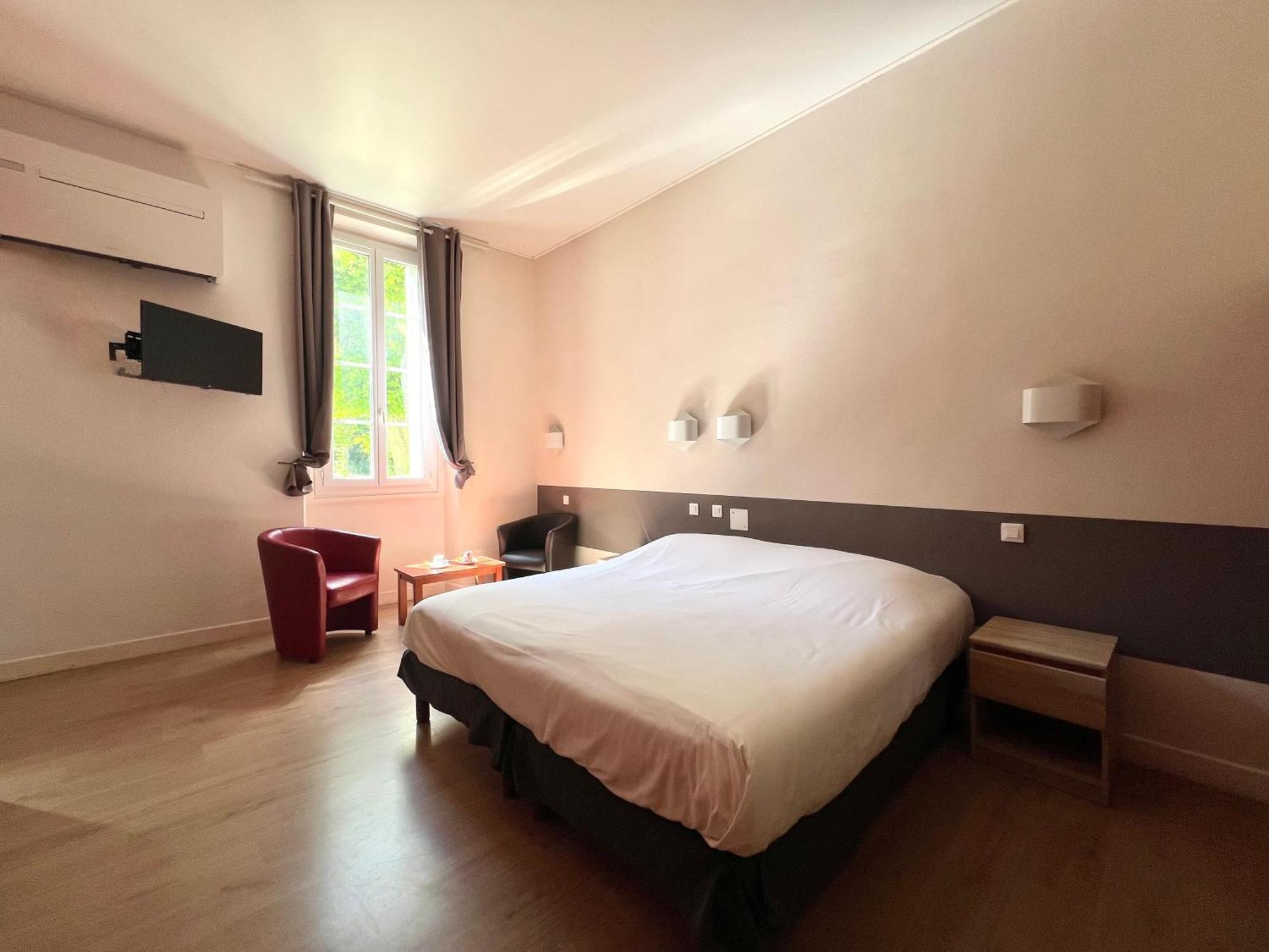 Logis Hotel Restaurant Des Thermes Lamalou-les-Bains Buitenkant foto